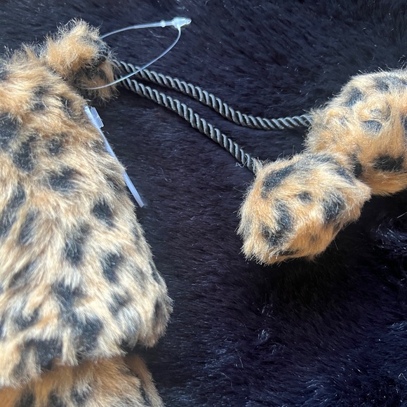 NWOT NEW Leopard Faux Fur Christmas Stocking 17" - Picture 4 of 9